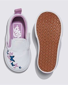 Toddler Slip-On V Shoe Shoes For Toddler Girl, Raising Wildflowers, Shoes For Toddlers, Kid Pics, Child Clothes, Toddler Stuff, Vans Store, Vans Logo, Baby Fits