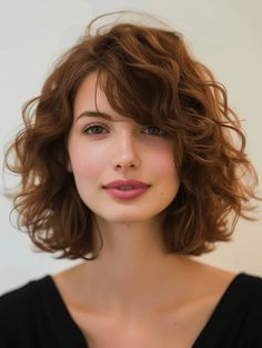 Cut Haircut Ideas Trendy, Medium Length Wavy Hair, Curly Haircut, Hairstyle Ideas Easy, Bob Haircut Ideas, Fresh Haircut, Trendy Hairstyle