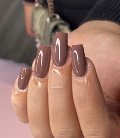 Brown Nail Acrylic, Brown Nails On Brown Skin, Nails Ideas Brown, Acrylic Brown Nails, Nails Acrylic Brown, Nail Design Brown, Brown Nails Acrylic, Brown Nails Ideas, Nails On Brown Skin