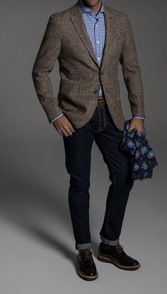 Checked Blazer Outfit Men, Sport Coat With Jeans, Sports Coat And Jeans, Older Mens Fashion, Blazer Outfits Men, Polo Shirt Outfits, Looks Jeans, Mens Fashion Blazer