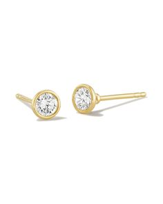 Everyone needs simple (and chic!) diamond studs, and the Lab Grown White Diamond Audrey Stud Earrings in 14k Yellow Gold are just that. Crafted using lab grown diamonds, these elegant studs will bring an everlasting shine to your ear stack. Thoughtfully designed in Austin, Texas, experience timeless styles with luxury appeal in our fine jewelry collection with lab grown diamonds. Metal 14k Yellow Gold Material White Lab Diamond Closure Ear Post Size 0.16"L X0.16"W Total Carat Weight 0.26 Diamond Engagement Rings Sale, Bar Jewelry, Traditional Diamond, White Lab, Unique Diamond Rings, Ear Stack, Diamond Gift, Demi Fine Jewelry, Fine Jewelry Collection