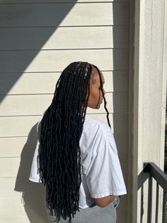 Medium Length Distressed Soft Locs, Hair Styles Locs Long, Waist Length Faux Locs, Flat Faux Locs, Soft Locs Mid Back Length, Soft Faux Locs Medium Length, Sengelese Twist Hairstyles, 24inch Soft Locs, Soft Locs Hairstyles Medium Length