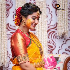 Ravishing Sneha Prasanna's Baby Shower Ceremony- Styling Inspirations for You Celebrity Blouse Designs, Shower Photography, Pattu Saree Blouse Designs, Wedding Saree Blouse, Wedding Saree Blouse Designs, Cutwork Blouse Designs, Wedding Blouse Designs, Sari Blouse Designs