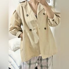 Zara Cropped Quarter Sleeve Trench Coat Jacket New With Tags So This Is A Kids Size 9 But Can Be Worn As A Women’s S Removable Belt Khaki Long Sleeve Blazer For Spring, Chic Khaki Button-up Outerwear, Beige Long Sleeve Outerwear For Day Out, Khaki Double-breasted Outerwear For Spring, Collared Khaki Outerwear For Day Out, Beige Outerwear With Lapel Collar For Day Out, Khaki Collared Outerwear For Day Out, Oversized Beige Outerwear For Day Out, Beige Lapel Collar Outerwear For Day Out