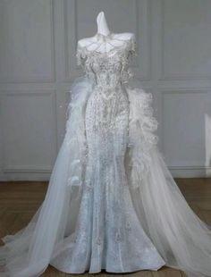 Elegant Mermaid Sweetheart Tulle Lace Long Wedding Dresses C328 Wedding Dress Fairytale, Fairytale Wedding Dress, Fashion Documentaries, Wedding Dress Romantic, Romantic Wedding Dress, Unique Wedding Dresses, Simple Wedding Dress, Fairy Tale Wedding Dress, Dresses Princess