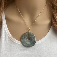 Description: 14k Solid Real Gold Round Donut Large Agate Pendant (Chain Is Not Included) Item No.: P1968 Metal Type: 14k Solid Gold (Stamped "14k") , Not Filled Or Plated Metal Color: Yellow Gold Measurement: Stones: Natural Agate With Bale: 58 X 44 Mm Without Bale: 44 Mm Diameter Thickness: 5 Mm Est. Total Weight: 19.68 Grams Reversible . Brand New Note: *Chain Is Not Included. Available For Sale In Another Listing. Yellow Gold Jewelry With Natural Stones, Yellow Gold Jade Jewelry In Round Shape, Yellow Gold Jade Round Jewelry, Yellow Gold Round Jade Jewelry, Handmade Yellow Gold Jade Necklaces, Handmade Yellow Gold Jade Necklace, Gold Round Agate Jewelry, Oval Agate Yellow Gold Jewelry, Yellow Gold Oval Agate Jewelry