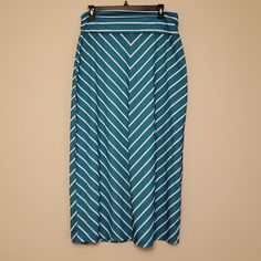 New Without Tags Pull On Maxi Skirt Blue And White Chevron Size 12/14 Blue Casual Maxi Skirt With Elastic Waistband, Casual Blue Stretch Maxi Skirt, Turquoise Lined Skirt Bottoms For Spring, Circle Maxi Skirt, Maxi Skirt Blue, Linen Wrap Skirt, Long Flowing Skirts, Grey Maxi Skirts, Tulle Maxi Skirt