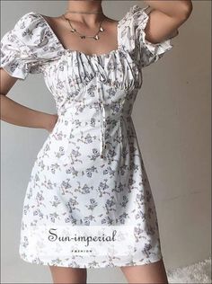 Sun-Imperial Material:Polyester Silhouette:Sheath Season:Summer Neckline:Square Collar Sleeve Length(cm):Short Sleeve Style:Puff Sleeve Decoration:Bow Style:vintage Waistline:empire Pattern Type:Floral Dresses Length:Above Knee, Mini Neckline:Slash neck Style:Sexy Slim See size chart : https://sun-imperial.com/pages/size-chartSizing advice :Most items run small ( discluding swimsuits and shoes) - If you are not sure which size will work best for you - You can email us via info.sunimperial@gmail. Mode Indie, Empire Pattern, Aesthetic Clothing Stores, Cottagecore Outfits, Cottagecore Fashion, Mode Kpop, Dress Aesthetic, Vestidos Vintage, Floral Dresses