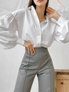 Elegant Chiffon Long Sleeve Blouse Pola Blus, Chiffon Shirts, Boho Wear, Balloon Sleeve Shirt, Basic Blouses, Loose Fit Blouse, Women's Button Down Shirt, Elegant Blouses, Bishop Sleeve