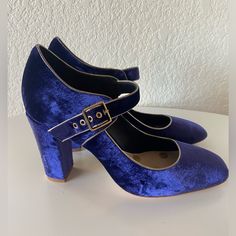 Brand New Unworn Size 40 Blue Heels With Heel Strap And Round Toe, Blue Block Heels With Contrasting Heel Counter, Blue Closed Toe Heels With Heel Strap, Blue Court Shoes With Medium Width And Round Toe, Blue Low Heel Shoes With Heel Strap, Blue Low Heel With Heel Strap, Blue Closed Toe Heels With Padded Heel, Blue Ankle Strap Heels With Contrasting Heel, Chic Blue Court Shoes With Round Toe