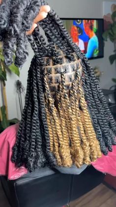 Invisible Faux Locs, Fall Hairstyles Braids, Invisible Locs On Locs, Color Invisible Locs, Hairstyles For Cruise, Invisible Locs With Curls, Invisible Locks Hairstyle, Short Invisible Locs, Invisible Locs Hairstyle