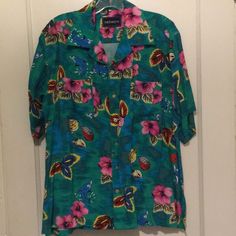 The Real Deal 80’s Short Sleeve Hawaiian Shirt, Two Breast Pockets, 100% Rayon, Size L. 80s Shorts, Shirts Vintage, Clothing Styles, Mens Clothing, Casual Shirts For Men, Mens Clothing Styles, Hawaiian Shirt, Casual Button Down Shirts, Blue Green