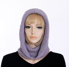 This listing is for the PDF pattern only, not for the finished product. As the frosty months of winter begin to dig in their heels, this Hand knit hood cowl PDF pattern will be your best ally in protecting from the cold. You'll be amazed at how easy it is to create this handsome knitted ski mask using this easy-to-understand pattern. Create more than one using a variety of yarns and in different colors so you'll be ready to hit the slopes in style this winter! This knit scarf works as a cowl or Knitting Patterns Cocoon, Hell Lila, Hood Scarf, Scarf Knitting Pattern, Hooded Cowl, Crochet Shawls And Wraps, Scarf Knitting, Purple Hands, Wrap Pattern