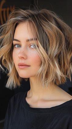 Sleek and Wavy: 25 Short Hairstyles to Define Your Look in 2024 Long Bob Haircut With Layers, Short Wavy Hairstyles, Medium Length Wavy Hair, Half Updo Hairstyles, Blonde Hair Transformations, Hairstyle Wedding, Layered Haircuts For Medium Hair, Choppy Bob Hairstyles