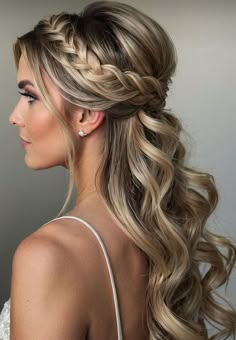 Hair Down For Wedding Bridesmaids, Half Up Half Down Hairstyles Wedding Medium Hair, Long Hair Reception Hairstyles, Bride Hairstyle With Braid, Maid Of Honor Braid Hairstyles, Wedding Bride Hairstyles Hair Down, Wedding Hairstyles Half Up Half Down With Braid, Wedding Hairstyles For Maid Of Honor, Bridesmaid Half Up Hairstyles