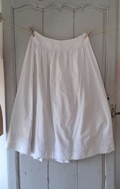 Antique french cotton petticoat. With fine pleated and ricrac frill. Glass button waist fastening. In good antique condition commensurate with age. One rust spot near the hem. some tiny pin holes where it has been taken up and ket down and a fine darn. Measures 34" 86cm around the waist  Length 36" 91cm 266g Country Clothes, Glass Buttons, Country Outfits, Waist Length, Petticoat, No Frills, French Antiques, Favorite Outfit, Womens Skirt