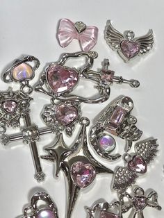 Y2k metal charms for jewelry making. Pink Silver Aesthetic, Pink And Silver Aesthetic, Gyaru Jewelry, Bead Store Shops, Y2k Charms, Metallic Aesthetic, Aesthetic Charms, Charms Aesthetic, Pink Charms