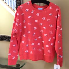 Nwt Champion Women’s Large Reverse Weave Logo Sweatshirt In Papaya Color, Msrp $65. Logo Print Crew Neck Tops For Loungewear, Athleisure Crew Top With Logo Print, Casual Crew Neck Sweatshirt With All Over Print, Crew Neck Tops With Logo Print For Loungewear, Athleisure Crew Neck Top With Logo Print, Crew Neck Loungewear Tops With Logo Print, Casual Winter Tops With All Over Print, Athleisure Crew Neck Top With Graphic Print, Papaya Color