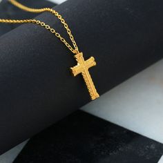 14k 18k 10k Gold Diamond Cut Cross Necklace, Gold Cross Necklace Pendant, First Communion Gift for Christan, Religious Baptism Gift for Her Explore our exquisite Gold Cross collection, available in 10k, 14k, and 18k options. Adorned with diamond-cut details, these crosses radiate a unique brilliance that catches the light beautifully. Whether you're searching for a Gold Cross Necklace or a Gold Cross Pendant, our selection offers a range of elegant choices. These pieces make exceptional gifts fo Gold Cross Pendant Necklace For First Communion, Gold Crucifix Cross Necklace For Baptism, Gold Cross Pendant Necklace For Baptism, Gold Hallmarked Necklaces For Baptism, Gold Crucifix Necklace For Baptism, Personalized Gold Spiritual Cross Necklace, Gold Hallmarked Cross Necklace As A Gift, Gold Pendant Necklace For First Communion, Gold Engraved 14k Gold Cross Necklace