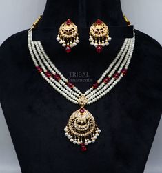 22k gold pearl necklace with Earrings from mixture of Rajasthan and Punjab art in India. Great fully handmade design, Makes excellent gift item and collection piece. special for mother's day wedding party functional jewelry Metal-22kt yellow gold. item type-Necklace. Length - Necklace length can be adjust by back thread knot Gross weight - 40 grams approx. Net gold weight-13.900 grams approx. stone -pearl. Stamped-22kt /916 hallmarked. White 22k Gold Kundan Necklace For Diwali, Diwali White Kundan Necklace In 22k Gold, 22k Gold Pearl Necklace For Diwali, White 22k Gold Temple Jewelry Bridal Necklace, Traditional White Kundan Necklace In 22k Gold, White 22k Gold Kundan Necklace For Festivals, Traditional 22k Gold White Necklace, 22k Gold White Kundan Necklace With Tilla, White Pearl Necklace In 22k Gold Temple Jewelry Style