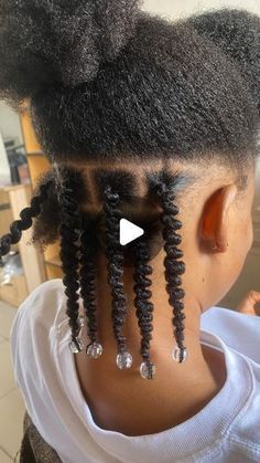 Hair Braid With Thread, African Threading Hairstyles, Free Hand Hairstyles, African Threading, Natural Hair Salon, Bob Braids Hairstyles, Natural Hair Salons, Braided Cornrow Hairstyles