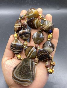 very beautiful old antique natural suleimani agate necklace Vintage Brown Agate Necklace, Brown Vintage Agate Necklace, Brown Agate Hand-strung Necklaces, Brown Agate Necklaces With Polished Beads, Agate Necklace, Old Antiques, Agate Beads, Agate, Necklace Etsy