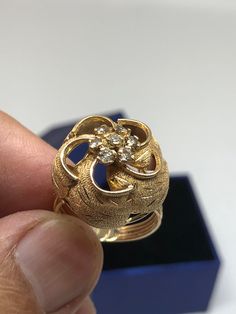 this rare beautiful hand-made tested 14k gold with7 and clear sapphire, ring size 7 and it is weight about 5.5 grams, solid 14k gold, the flower crown of the ring are 19.7mm around. this ring makes an excellent gift for her 💥💖 Yellow Gold Flower Ring With 17 Jewels For Anniversary, Fine Jewelry Yellow Gold Flower Ring With Center Stone, Exquisite Gold Sapphire Ring With Prong Setting, Yellow Gold Flower Ring With Prong Setting, Unique Yellow Gold Topaz Ring For Formal Occasions, Formal Yellow Gold Diamond Flower Ring, Collectible Yellow Gold Jewelry With Rose Cut Diamonds, Vintage Diamond Flower Ring For Formal Occasions, Collectible 14k Gold Diamond Ring With Rose Cut Diamonds