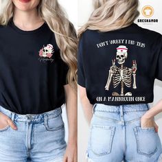 🔥 Use code SAVEMORE at checkout for 35% OFF with 3+ item order. Don't miss out! The "Don't Worry, I Did This On A Mannequin Once" shirt adds a humorous twist to the nursing student experience, making it a perfect choice for new nurses and nursing students who want to showcase their journey with a smile. This funny and customized tee is an excellent gift idea for nursing graduates, featuring a quirky skeleton nurse design that celebrates their hard work and achievement in a lighthearted, memorab Lvn Graduation Shirts, Graduate Gift Ideas, Skeleton Nurse, Nurse Graduate Gift, Funny Nursing, Nurse Design, New Nurse, Nurse Graduation Gift, The Office Shirts