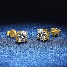 With a diamond-like appearance, a pair of vvs1 moissanite earrings will give you sparkle to match your daily outfit. Moissanite is the most beautiful jewel in the world with more brilliance, fire, and luster than any other jewel. Details Material 925 Sterling Silver Carat Weight 1.0 ct / 2.0 ct Color Grade D Clarity Grade VVS1 Cut Grade Excellent Package content A ring, a gift box, a warranty card, a GRA moissanite report Diamond Earrings Wedding, Claw Earrings, Diamond Earrings For Women, Moissanite Earrings, Fine Earrings, Girls Earrings, Sterling Silver Earrings Studs, Moissanite Diamonds, Gold Plated Silver