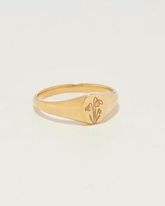 Birth flower Signet Ring Valentine Gift for her | Etsy Classic Yellow Gold Flower Promise Ring, Classic 14k Gold Flower Ring, Gold Oval Birth Flower Ring, Gold Oval Ring With Birth Flower Detail, Gold Oval Ring With Birth Flower, Gold Oval Ring With Birth Flower Design, Classic Flower Shaped Rings For Anniversary, Classic Anniversary Ring With Flower Shape, Classic Flower-shaped Rings For Anniversary