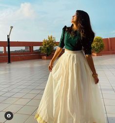 Lehenga Blouse Models Latest, Onam Designs Dress, Kerala Saree Lehenga Designs, Pattupavada For Women Design, Pattu Lehanga Blouses Designs, Latest Onam Collections, Onam Outfit Ideas For Women, Kerala Saree Outfit