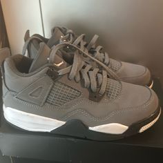 Excellent Condition. Color Way No Longer Available In Stores. The Sole Has Yellow Jordan Shoes Kids, Retro 4s, Grey Jordans, Jordan Grey, Jordan 4s, Kids Jordans, Jordan Retro, Jordan Shoes, Kid Shoes