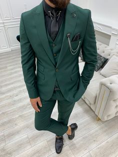 Emerald Green Suits For Men, Green Tux, Italian Style Suit, Peak Lapel Suit, Terno Slim Fit, Costume Vert