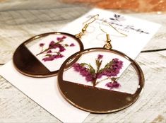 Real pressed Heather flower earrings sealed in resin. Nickel free earring hooks. Available in gold and silver. Heather Flower, Flower Circle, Nickel Free Earrings, Earring Hooks, Flower Earrings, Gold And Silver, Heathers, Etsy Earrings, Dangle Drop Earrings