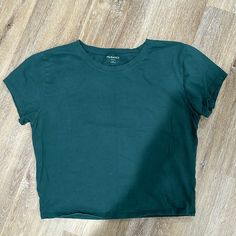 Nwot Pac Sun Basics Green Tshirt Green Cotton Cropped T-shirt With Crew Neck, Green Cotton Cropped Crew Neck T-shirt, Green Cotton Crew Neck Cropped T-shirt, Casual Crop Top T-shirt, Green Cotton Crop Top T-shirt, Green Relaxed Fit Crop Top T-shirt, Pacsun Tops, Green Tshirt, Christmas List