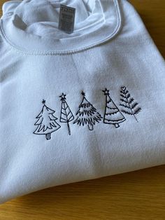 Christmas Tree Embroidered Sweatshirt  Thread colour can be personalised  50 Cotton 50 Polyester Christmas Embroidery Ideas Machine, Sweatshirts Ideas, Christmas Tree Simple, Christmas Embroidery Ideas, Embroidered Christmas Tree, Christmas Tree Embroidery, Christmas Tree Sweater, Trendy Sweater, Christmas Embroidery Designs