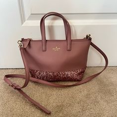 Kate Spade, Small Purse, Dusty Peony. Only Used Once;Paid $230 Asking $130 Bags Kate Spade, Kate Spade Purse, Small Crossbody Bag, Small Purse, Small Crossbody, Kate Spade Bags, Crossbody Bags, Kate Spade