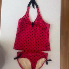 Lands End Girls Tankini New Without Tags Random Clothing, Thrift Board, Pink Tankini, Suit Swimsuit, Modest Swimwear, Swimming Bathing Suits, 2024 Style, Cute Bathing Suits, Tankini Swim Tops