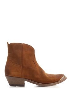 Ankle boots "Young" from Golden Goose in cognac brown suede, with western style stitching, antique brass point detail, lateral zip. Brown Suede-lined Boots For Rodeo, Brown Suede Boots For Ranch, Western Style Brown Suede Boots, Brown Suede Western Boots, Brown Suede Heeled Boots With Snip Toe, Brown Snip Toe Heeled Boots With Suede Lining, Brown Heeled Boots With Suede Lining And Snip Toe, Versace Designer, Best Wallet