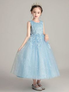 Girls Dresses Online, Kids Party Dresses, White Flower Girl Dresses, Blue Party Dress, Wedding Flower Girl Dresses, Street Style Edgy, Prom Dresses For Teens, White Dress Party