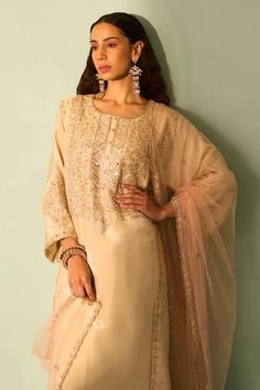 Buy Green Lining Crepe Embroidered Zardozi Round Choga Salwar Set For Women by Angad Singh Online at Aza Fashions. Elegant Straight Kurta Choli With Resham Embroidery, Elegant Semi-stitched Gota Work Choli, Elegant Semi-stitched Choli With Gota Work, Elegant Gota Work Choli For Festive Season, Bollywood Style Chinon Kurta For Reception, Raw Silk Sharara With Dabka Work For Reception, Raw Silk Sharara With Resham Embroidery For Reception, Dola Silk Kurta With Intricate Embroidery For Reception, Semi-stitched Chinon Kurta For Reception