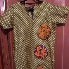 Beautiful African Dress Mjcaramel Brown Cotton V-neck Mini Dress, Casual Mustard Midi Dress With Short Sleeves, Mustard Short Sleeve Mini Dress, Yellow African Print Dress, African Print Dress, Dress Midi, African Dress, African Print, Dress Brands