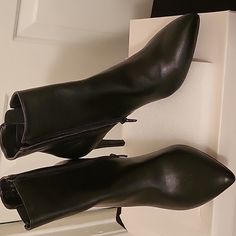 Nice Black Leather Ankle Boots. Never Worn. Walk The Walk And Break In These Comfy Babies! Size 8 Black Leather Ankle Boots, The Walk, Break In, Leather Ankle Boots, Shoes Heels Boots, Shoes Women Heels, Heeled Boots, Ankle Boots, Shoes Heels