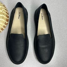 L.L.Bean Womens Stonington Nubuck Leather Slip On Loafer 11m Black Comfort Brand - L.L. Bean Stonington Nubuck Leather Slip On Loafer 11m Black Comfort, Support Round Toe Casual Flats Pigskin Leather Lining Over Memory Foam In Like-New Condition Never Used No Box Casual Black Almond Toe Moccasins, Classic Black Everyday Loafers, Classic Black Loafers For Everyday, Black Slip-on Loafers For Everyday, Black Slip-on Loafers With Cap Toe, Black Everyday Slip-on Loafers, Black Slip-on Slip-resistant Loafers, Black Slip-on Moccasins With Leather Sole, Black Slip-on Cap Toe Loafers