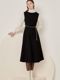 Composition : 75% Polyester, 25% Wool [Lining] 100% Polyester [Neck back contrast] 100% PolyesterColor : BLACKCountry of Origin : Republic of Korea Fall Midi-length Tweed Dress, Chic Knee-length Tweed Midi Dress, Formal Knee-length Wool Tweed Dress, Chic Fall V-neck Tweed Dress, Elegant Tweed V-neck Dress, Flare Dress, Sewing Inspiration, Jumpsuit Dress, Dress Outfits