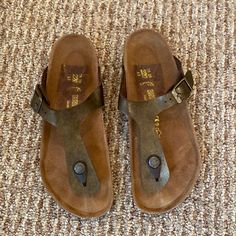 Birkenstock Gizeh Sandal. Size 34 Eu - 3-3.5 Us. Never Worn Outside! Copper Bronze Color. Adjustable Cushioned Round Toe Flip Flops, Outdoor Flip Flops With Textured Footbed And Round Toe, Brown T-strap Sandals With Round Toe And Branded Insole, Brown Non-slip Round Toe Flip Flops, Outdoor Flip Flops With Cushioned Footbed, Outdoor Flip Flops With Leather Footbed And Round Toe, Outdoor Flip Flops With Round Toe And Rubber Sole, Adjustable Cushioned T-strap Slip-on Sandals, Shoes Birkenstock