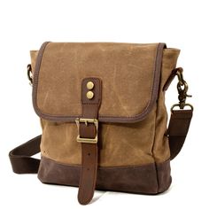 Here is Small Crossbody Bags for Men. This bag is the perfect accessory to complete the easy look. Easy to reach all items such as your mini tablet and more. Cross Body Sling Bag, Vintage Messenger Bag, Small Sling Bag, Everyday Purse, Canvas Messenger Bag, Canvas Crossbody Bag, Vintage Bag, Vintage Canvas, Canvas Shoulder Bag