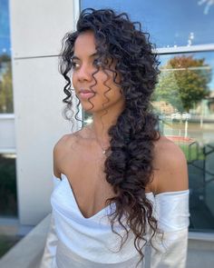 Wedding Hairstyles For Curly Hair ❤ wedding hairstyles for curly hairhairandmakeupbysteph #weddingforward #wedding #bride #weddinghairstylesforcurlyhair #weddinghair Side Curly Hairstyles, Curly Hair Ponytail, Curly Hair Braids, Side Swept Hairstyles, Side Hairstyles, Wedding Hairstyles For Long Hair, Wedding Hair And Makeup