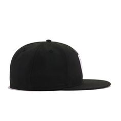 A hat that is so popular, it goes beyond sports and is entrenched in street fashion. The official team-colored Raiders fitted is a must have for everyone. The simple, clean colorway of Black, Metallic Aluminum, and clean White lends itself to matching just about anything you put on. This hat carries instant credibility and classic sensibility. Hat Material: 100% WoolCrown: BlackVisor: BlackButton: BlackUndervisor: GreyFront Logo: Black/Metallic Aluminum/WhiteNew Era Flag: WhiteRear Logo: Black/W Black Snow White, Black Snow, Raiders Fans, World Baseball Classic, San Diego Chargers, Green Bottom, Las Vegas Raiders, New Era Cap, Oakland Athletics