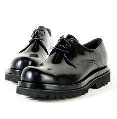 Chunky commando sole round toe shoes